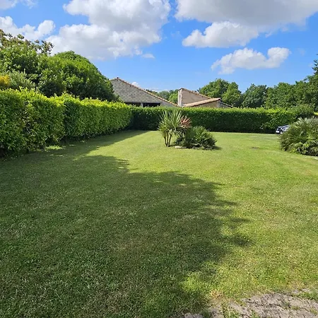 Maison De Plain-pied A Royan, 3 Chambres, Terrasse - Fr-1-71-106