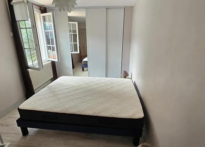 Сasa de vacaciones Maison De Plain-pied A Royan, 3 Chambres, Terrasse - Fr-1-71-106